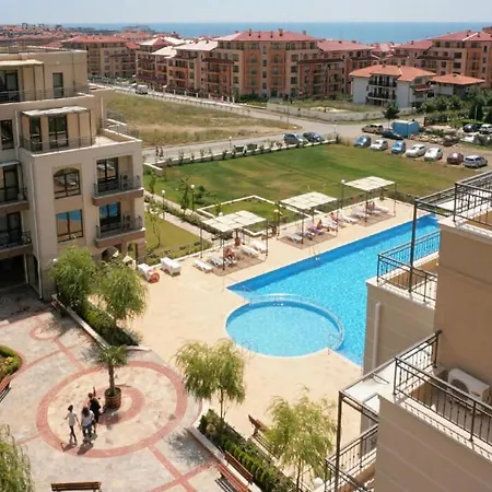 Patrick's - Sorrento Sole Mare, Свети-Влас