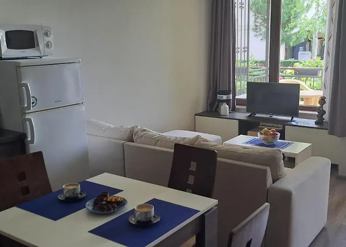 Patrick's - Sorrento Sole Mare, * 圣弗拉斯